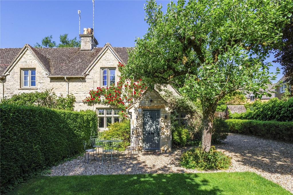 12 Wyck Rissington