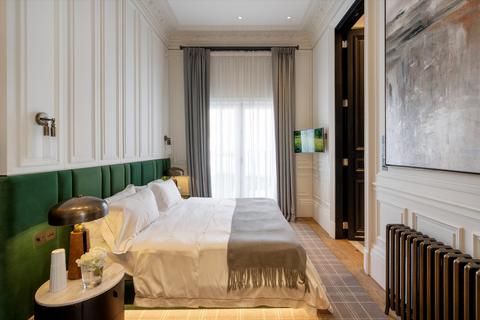 2 bedroom flat for sale, Queen's Gate, London, SW7