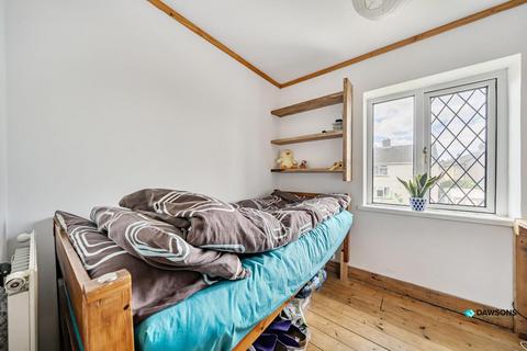 25 Bryn Rhos, Llanelli, SA14 8RD