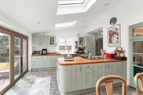 12 The Limes, Sawston, Cambridge, CB22 3DH