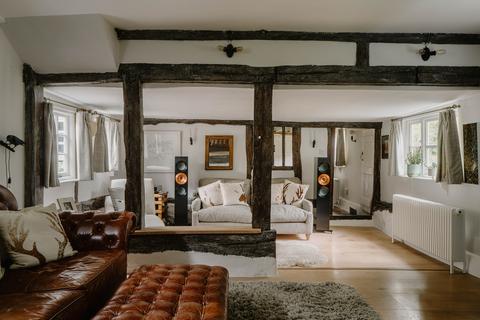 4 bedroom detached house for sale, Wierton Hall Farm Cottage, Boughton Monchelsea, Kent