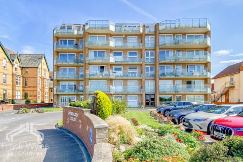 2 bedroom flat to rent, Sandhurst Court, South Promenade, Lytham St Annes, Lancashire