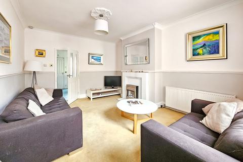 29 Avenue Grove, Harrogate, HG2 7PD