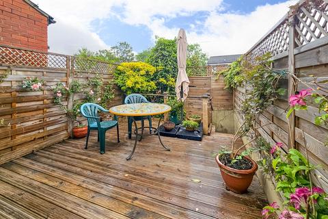 29 Avenue Grove, Harrogate, HG2 7PD