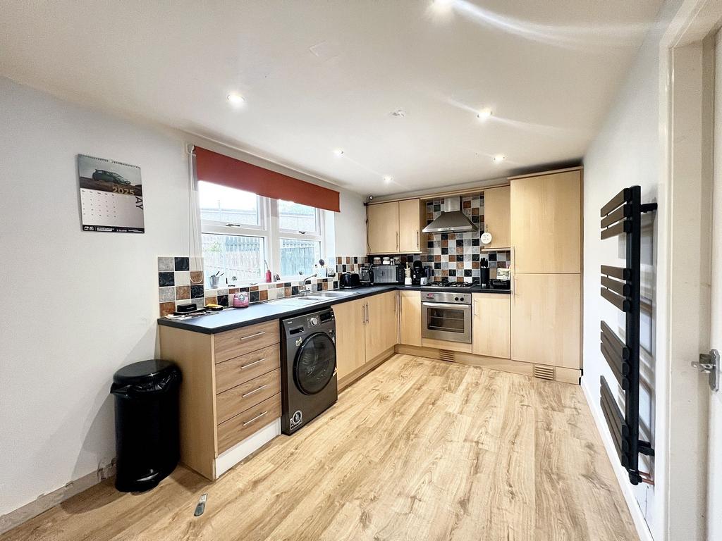 Dining kitchen