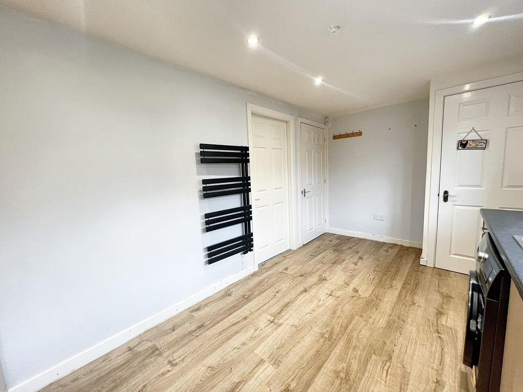 Dining kitchen
