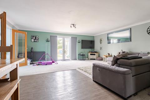 1 Birkin Close, Tacolneston, Norwich, NR16 1BT