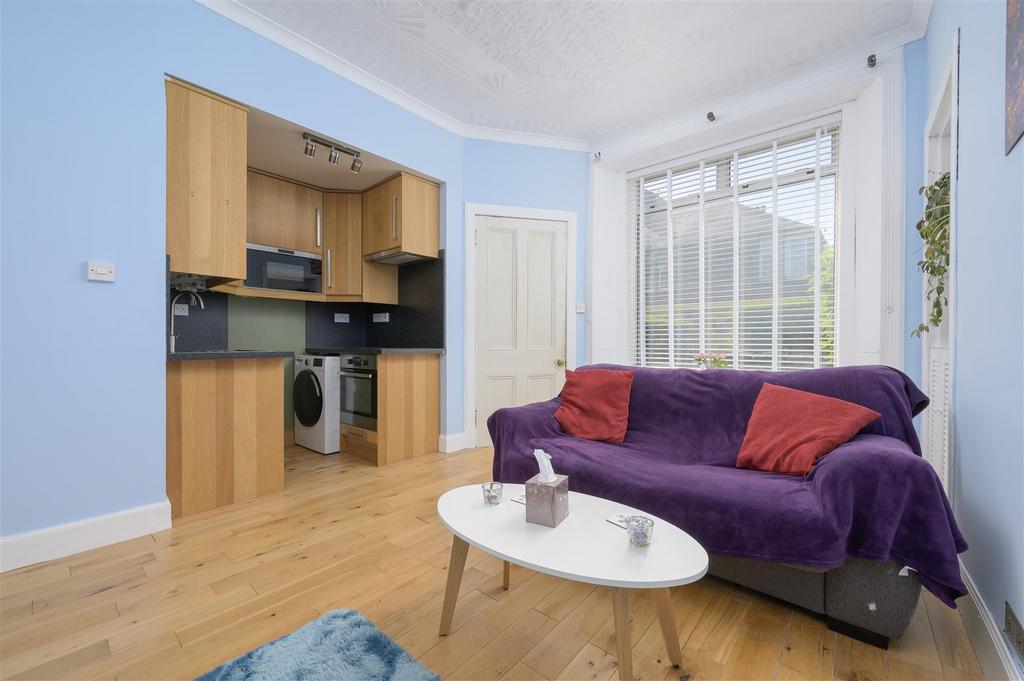 108 Appin Crescent008.jpg