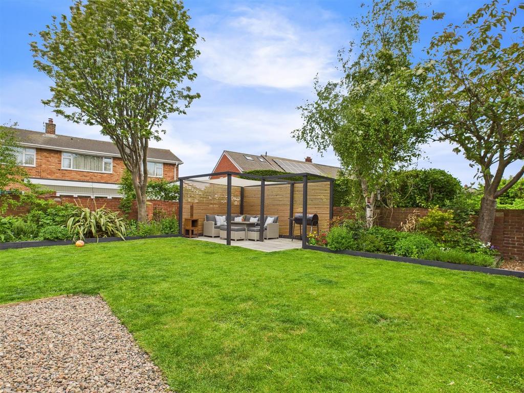 Garden 3.jpg