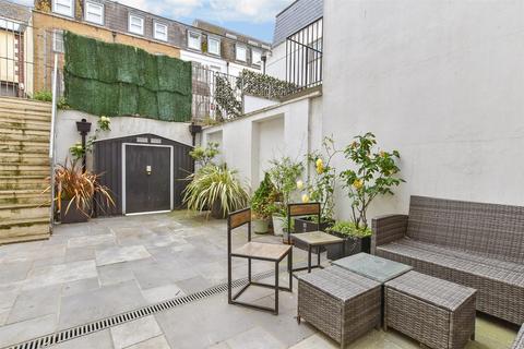 2 bedroom apartment for sale, Old Steine, Brighton, East Sussex