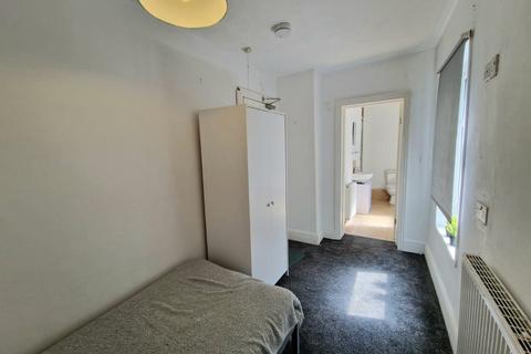 House share to rent, Folly Lane,  Warrington, WA5