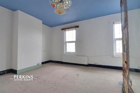 205 North Road, Southall, UB1 2JZ
