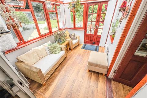 3 bedroom semi-detached house for sale, Queens Road, Feltham, Middlesex, TW13