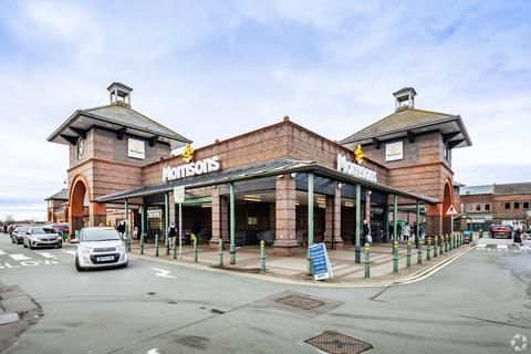 Retail property (high street) to rent, Green Oaks Shopping Centre Widnes WA8 6UB