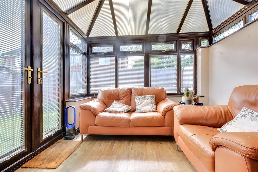 Conservatory 2.jpeg