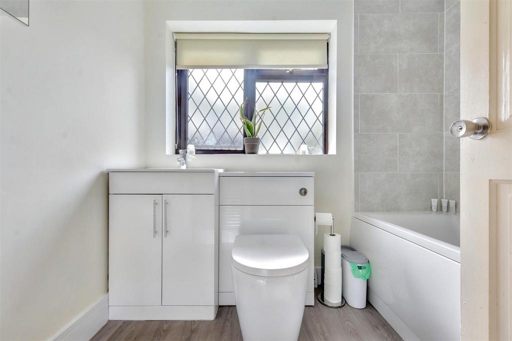 Bathroom.jpeg