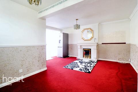 3 bedroom semi-detached house for sale, Woodlea Grove, LEEDS