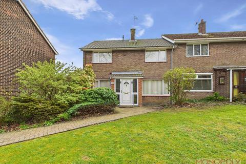 3 bedroom end of terrace house for sale, Herbert Jennings Avenue, Wrexham