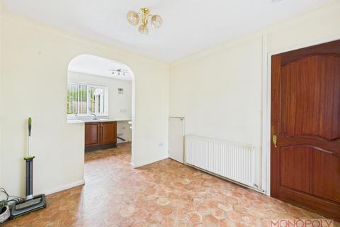 3 bedroom end of terrace house for sale, Herbert Jennings Avenue, Wrexham