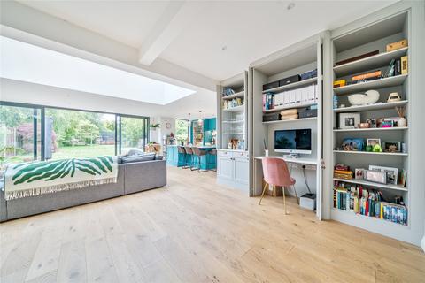 75 Berrylands, Surbiton, KT5 8JX