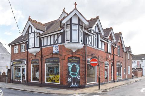 undefined, St. James Street, Newport, Isle of Wight