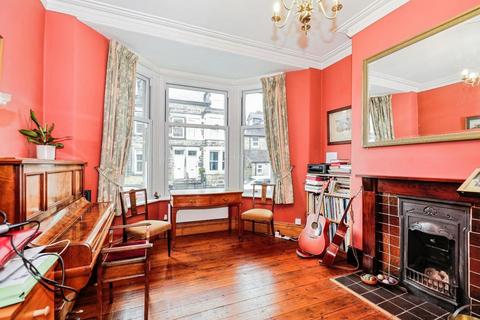 4 bedroom terraced house for sale, Bilton Drive, Harrogate, HG1 2AH