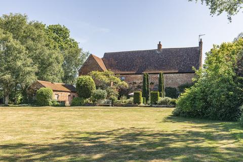 6 bedroom detached house for sale, Chain Free in Wiggenhall St. Mary Magdalen
