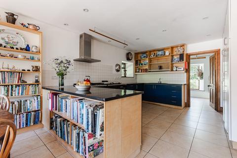 6 bedroom detached house for sale, Chain Free in Wiggenhall St. Mary Magdalen