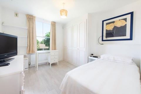 2 bedroom flat for sale, Mildmay Grove North, London N1