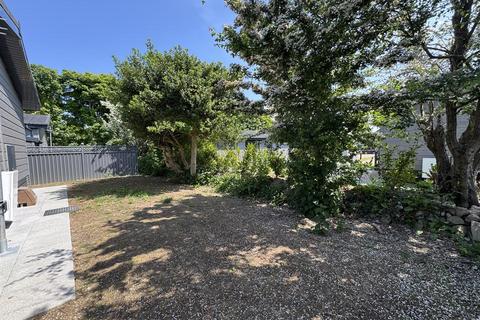 2 bedroom detached bungalow for sale, Levern Close, Goonhavern