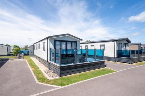 undefined, Havant Road, Hayling Island PO11