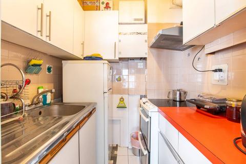 1 bedroom flat for sale, Inverness Terrace, Bayswater, London, W2