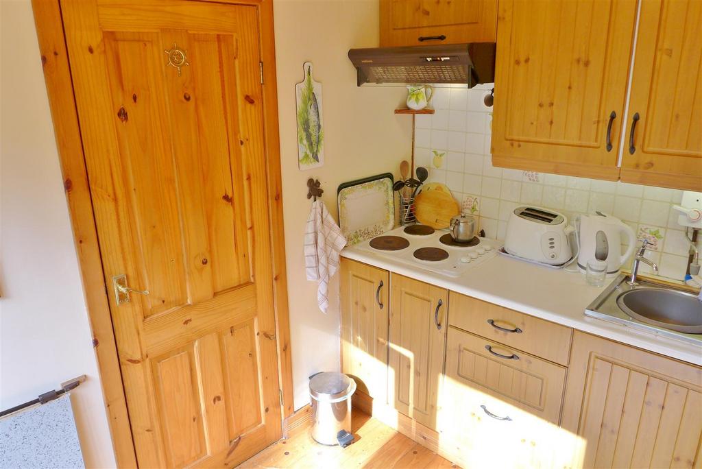 Historical studio kitchenette