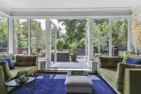 6 Berwick Road, Bournemouth, BH3 7BB