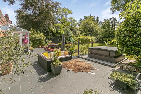 6 Berwick Road, Bournemouth, BH3 7BB