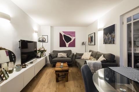 2 bedroom maisonette for sale, Hadley Road, Hadleywood, EN5