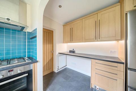 2 bedroom maisonette for sale, Woking,  Surrey,  GU21