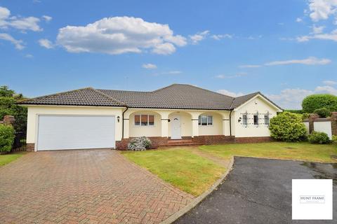 3 bedroom detached bungalow for sale, Winceby Close, Bexhill-On-Sea TN39