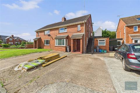 2 bedroom maisonette for sale, Gardiner Close
