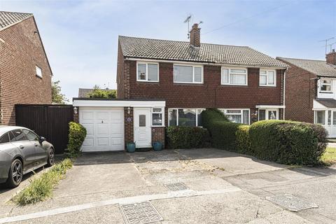 3 bedroom semi-detached house for sale, Rumfields Road, Broadstairs
