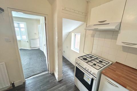 135 Grindon Crescent, Bulwell, Nottingham, NG6 8BT