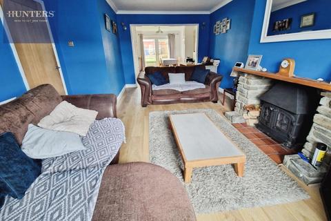 59 Eleanor Close, Pencoed, Bridgend, CF35 6RD