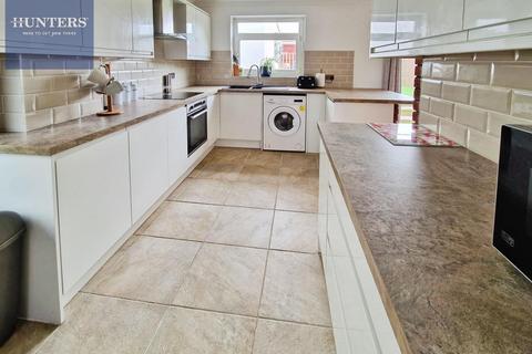 59 Eleanor Close, Pencoed, Bridgend, CF35 6RD
