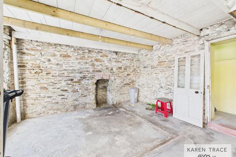 undefined, Vicarage Road, Par PL24