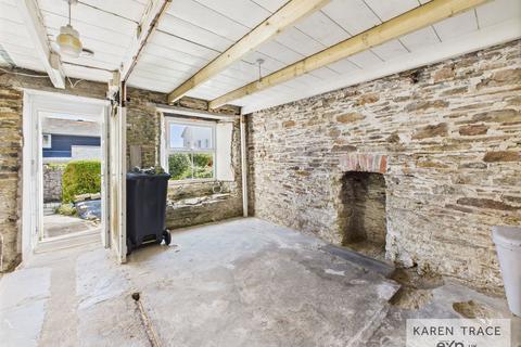 undefined, Vicarage Road, Par PL24