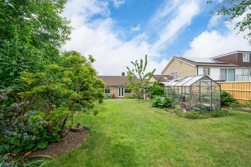5-Fouracres-Walk-3
