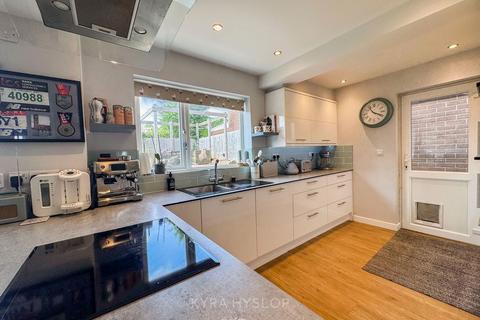 12 Bickleigh Close, Exeter, EX4 8QB