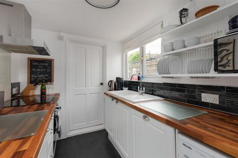 58 Albert Street, Whitstable, CT5 1HS