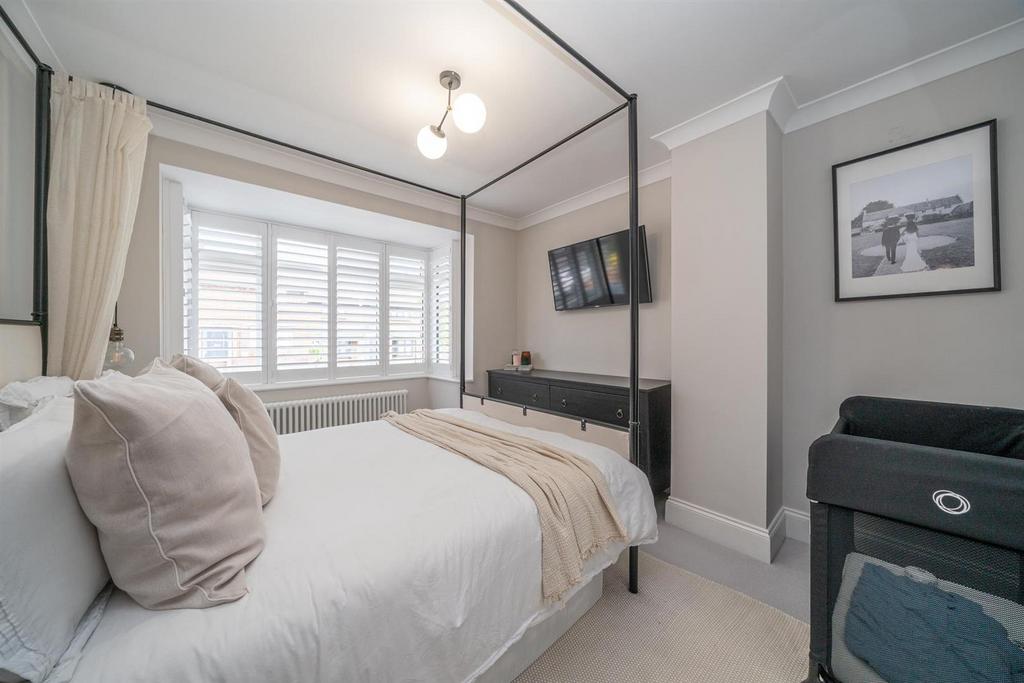 11-Chambersbury-Lane-03622.jpg