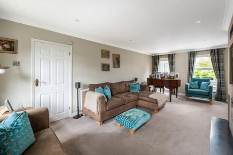 3 Cartmel Close, Reigate, RH2 0LS